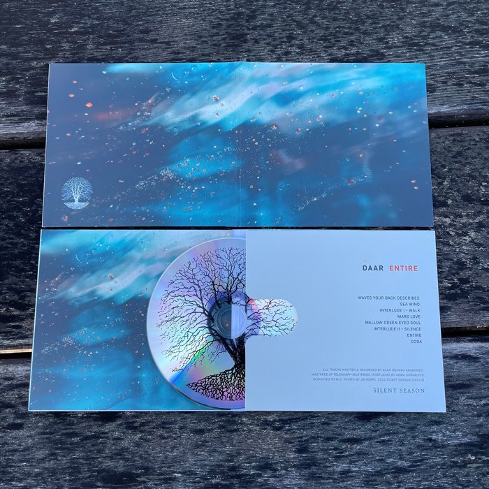 Daar — Entire — release photograph 19