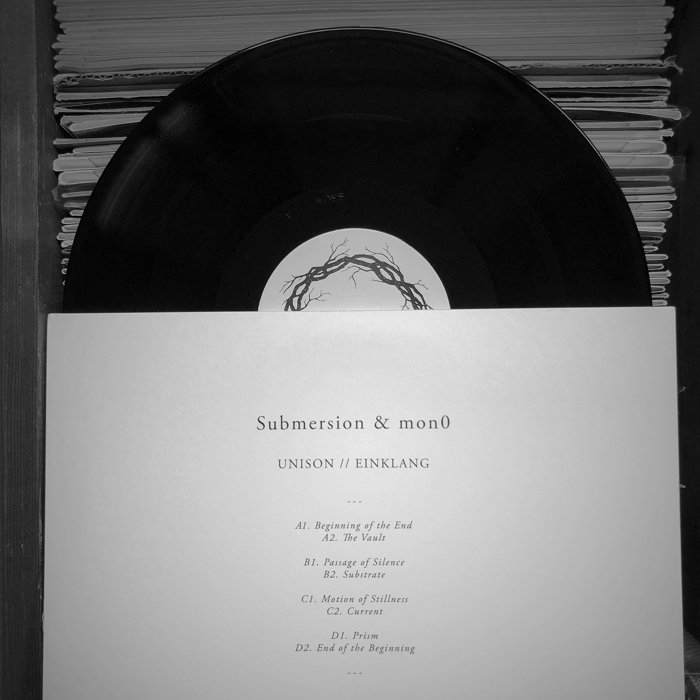 Submersion & Mon0 — Unison // Einklang — release photograph 42